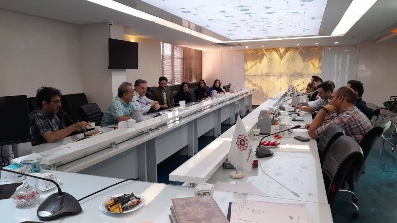 جلسه صبحانه کاری اعضای انجمن شرکت‌های دانش‌بنیان استان‌اصفهان